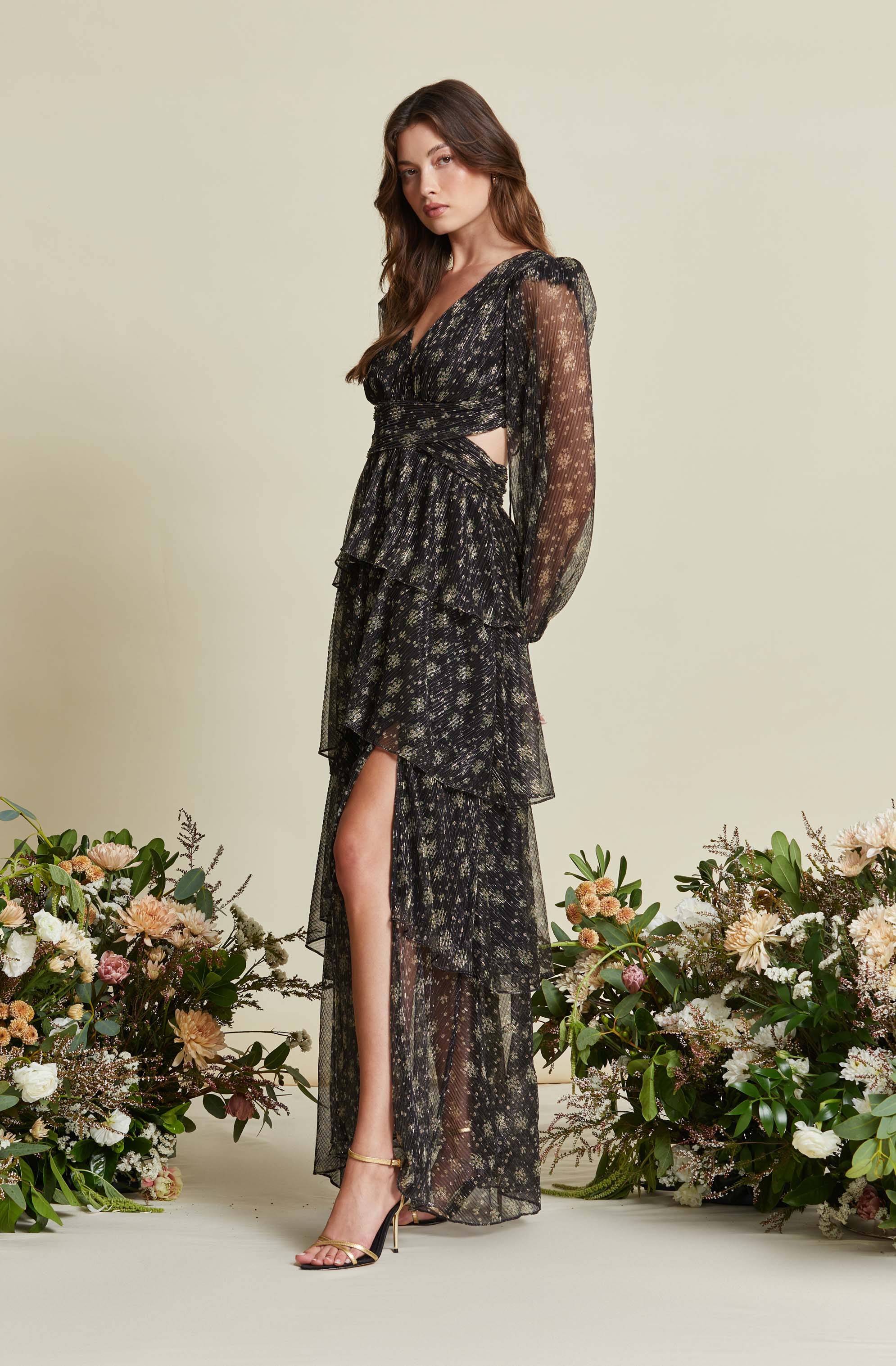 ＊ぬー様＊LUSTER TIERED LAYERED DRESS /AMERI セール】LUSTER TIERED LAYERED DRESS（ドレス）｜Ameri（アメリ