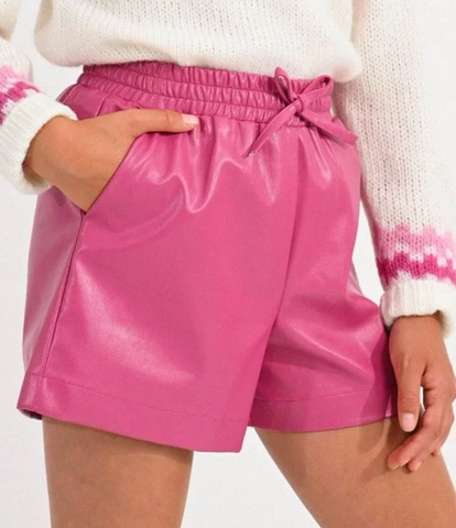 VEGAN LEATHER HIGHWAIST SHORTS- Pink