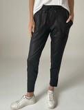 headliner coated jogger [black]