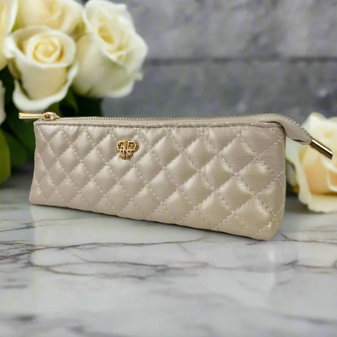 Pursen-Sleek Stash Go-To-Case - Pearl Quilted