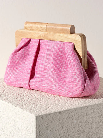 The perfect Pink Clutch